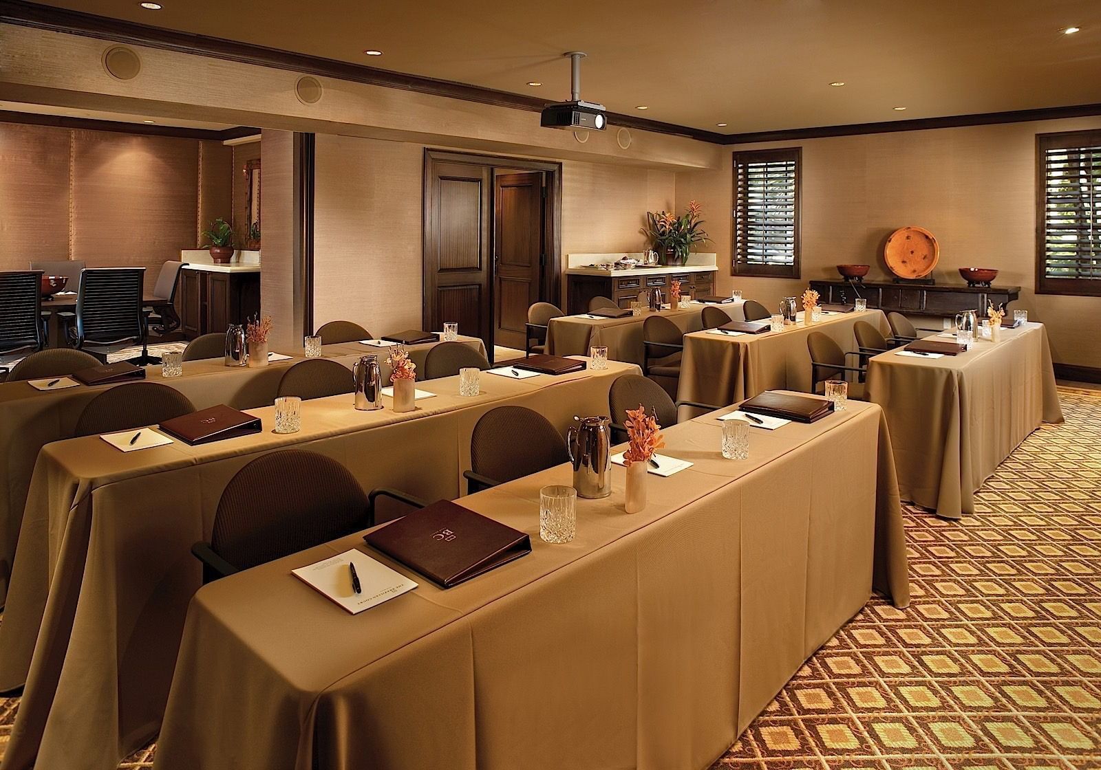 Classroom table setup in Fatio Conference at Brazilian Court 